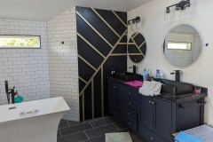 1_PXL_20230909_222943259